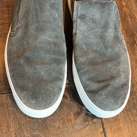 Vince Olive Smoke Suede Slip On Sneaker Size 9 - Picture 6 of 15
